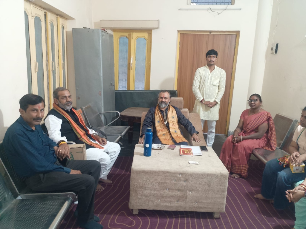 Satsang and dialogue with Pujya Gurudev